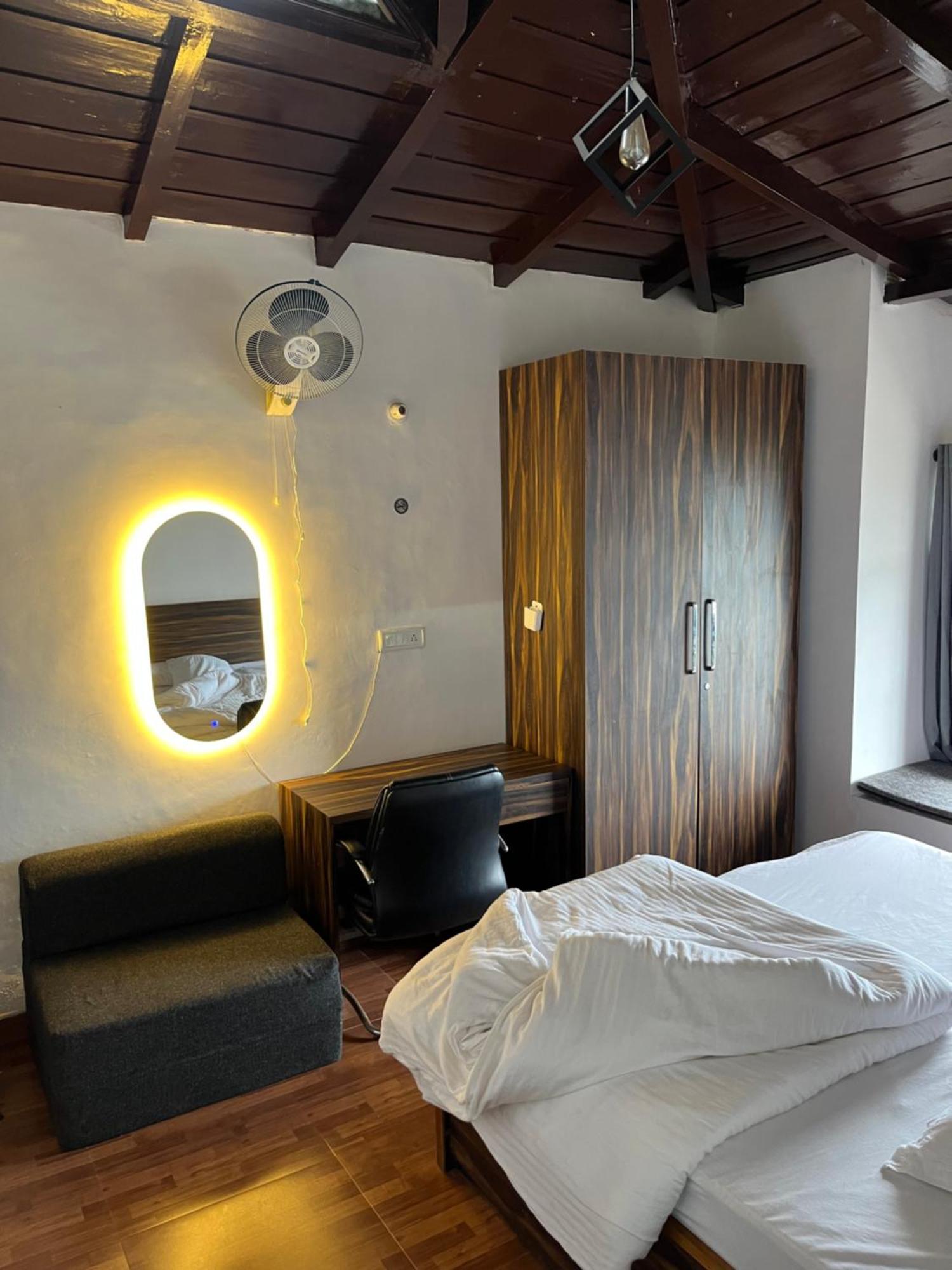 Himalayanblues Cottages&Stays Mukteshwar Esterno foto